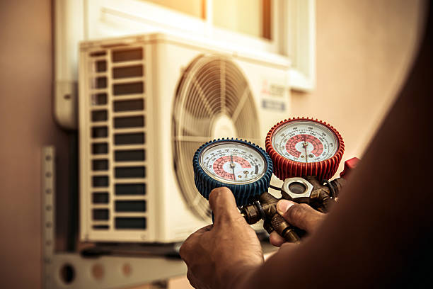 Professional Hvac Maintenance technician working in Decatur, IL